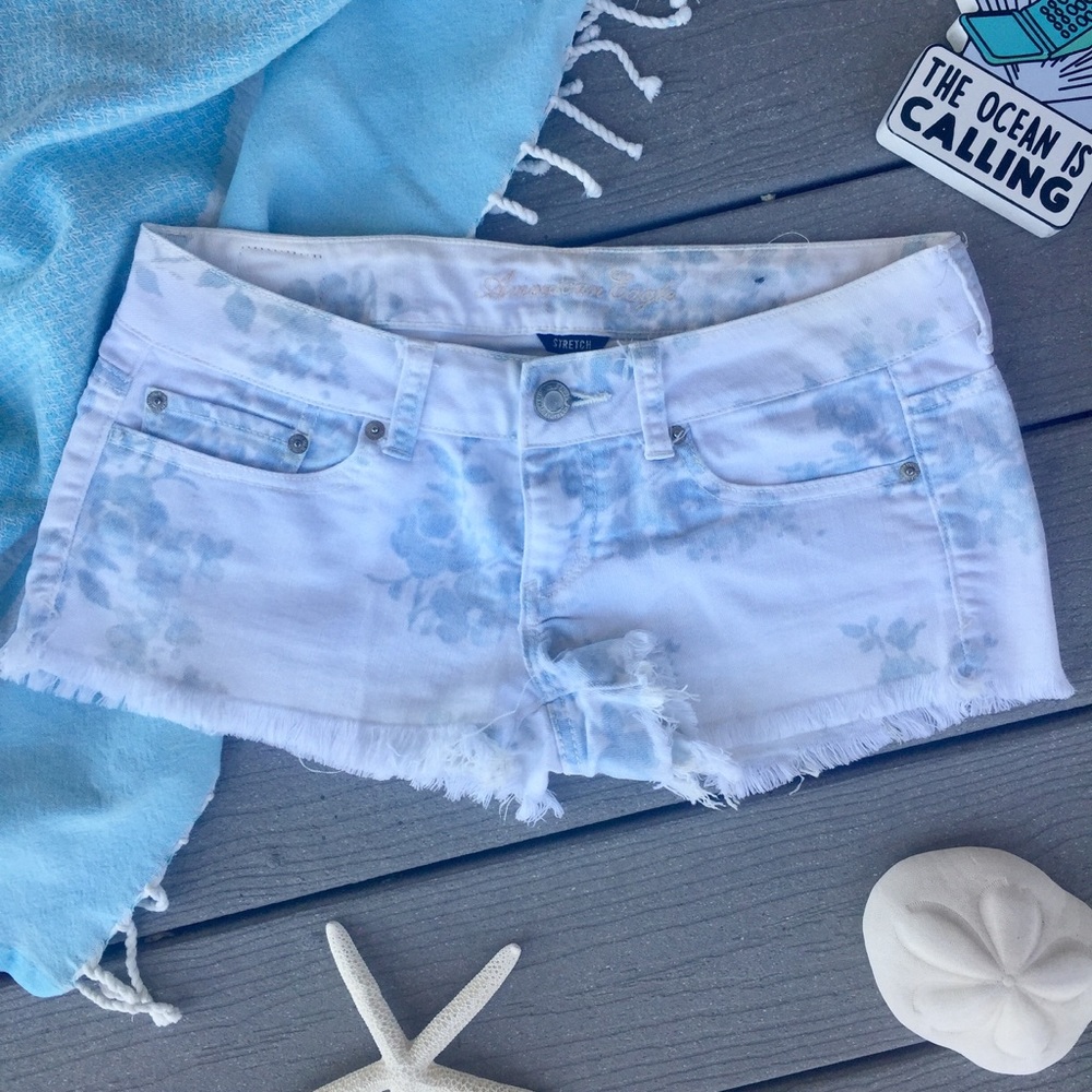 American Eagle Floral Denim Shorts Sz 4